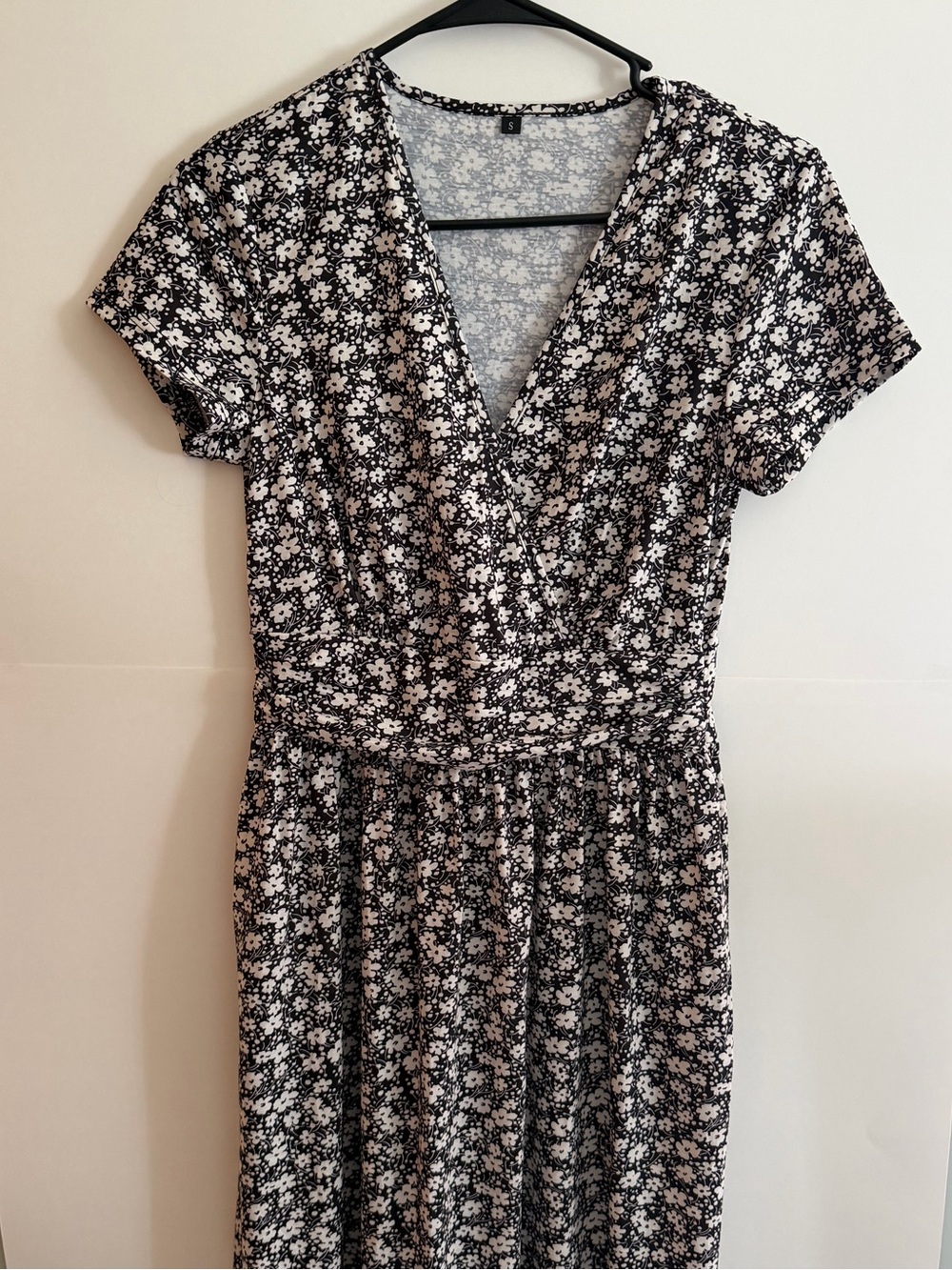 Floral V-Neck Maxi Dress in Black & White